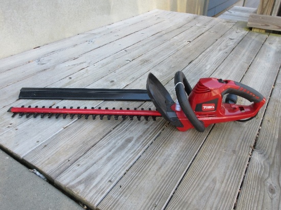 Toto Electric Hedge Trimmers w/ Guard