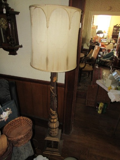 Amazing Tall Floor Lamp Curved Acanthus/Berry Gilded Column to Grooved/Acanthus Base