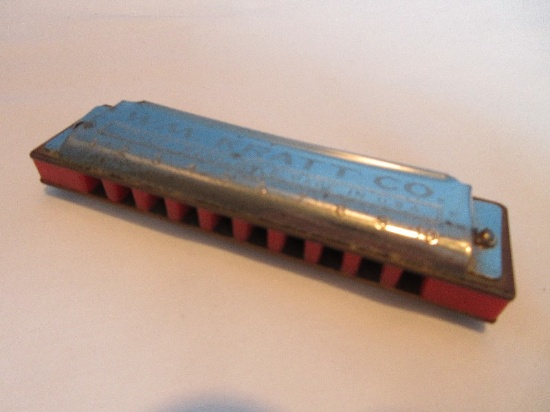 Vintage Wm. Kratt Co. Professional Hit Parade "C" Harmonica