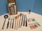 Group - Wooden Spoons, Wear Ever Cookie Gun & Pastry Decorator w/ Recipes