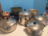 Group - Misc. Pots, Lids, Bundt Pan, Pyrex Portables, Etc.