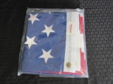 70% Polyester/30% Cotton American Flag in Packet