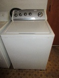 White Whirlpool Fabric Sense System Washing Machine