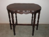 Depression Era Style Turtle Top Parlor Center Table on Ring Turned Legs
