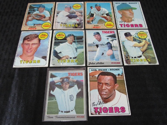 Lot - Misc. Vintage Collectible Baseball Cards