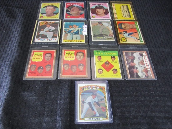 Lot - Misc. Vintage Collectible Baseball Cards