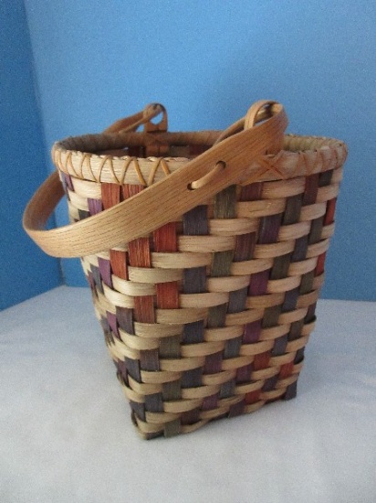 Exquisite Signed Patti Hill #706 Artisan Hand Woven Multi Color Basket w/ Handle