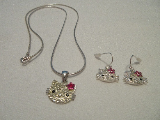 Stamped Italy 925 Sterling Silver Snake Chain w/ Whimsical Hello Kitty Rhinestone Pendant