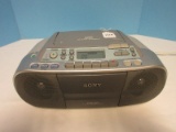 Portable Sony CFD-SO1 CD Radio Cassette-Recorder