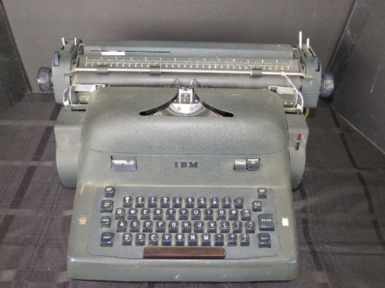 Black Metal Vintage IBM Typewriter Electronic Model 11C