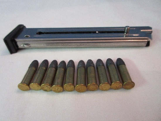 Smith & Wesson .22 LR Magazine w/ 10 Remington Ammo .22 Caliber Bullets