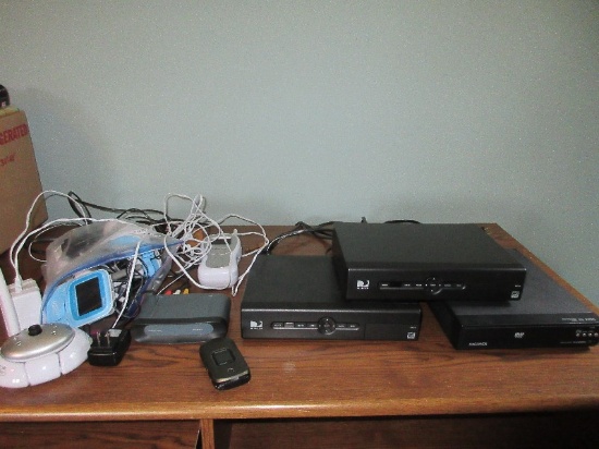 Group - Electronics/Cell Phone Direct V Model D12-700 Boxes w/ Remotes