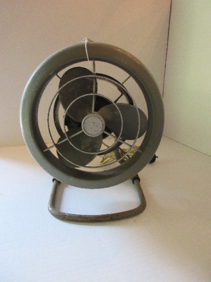 Vintage Vornado Air Circulator Fan Model 44610 Too Cool!
