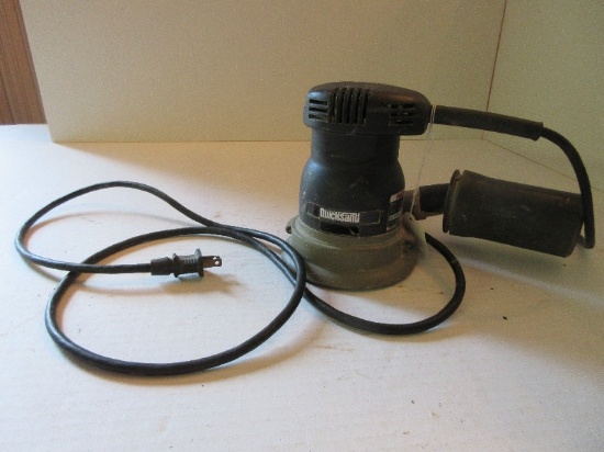 Porter-Cable Quick Sand 5" Random Orbit Sauder
