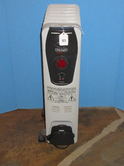 Delonghi Model: EW0715W Oil Filled Radiant Space Room Heater