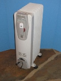 DeLonghi Type 2507L Oil Filled Panel Radiant Heater Portable