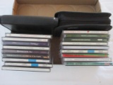 Collection 18 +/- Various Artist Christmas Music & 2 Portable CD Cases