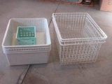 Group - 3 Wire Baskets, 11