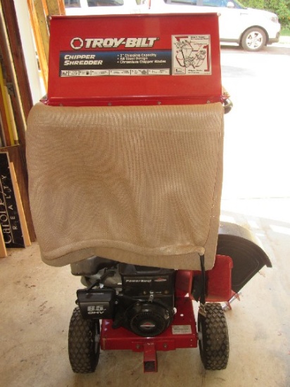 Troy-Bilt Chipper Shredder 6.5OHV Briggs & Stratton Model: 24A-414B766 w/ Documentation