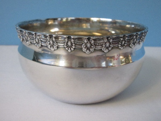 Rare Find! Tiffany & Co. Makers Sterling Silver One Pint Bowl Scalloped Shell Swag