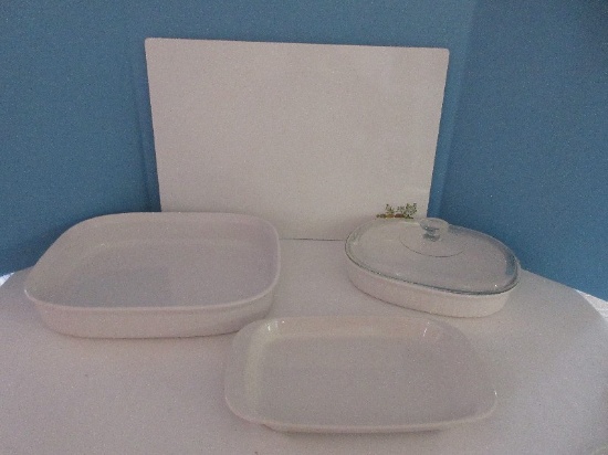 Group - Corningware 2 Pieces - French White Casseroles 4.5L F21-B/1.8L F-6-B w/ Glass Lid