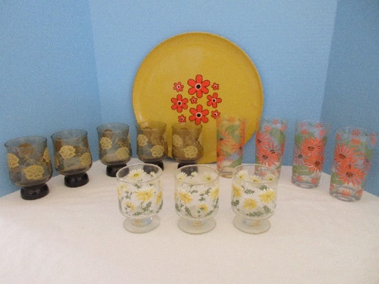 Vintage Glassware Collection Set - 5 Brown Footed 4 3/4" Glasses Lace Flower Transfer Pattern