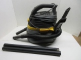 Stinger Wet/Dry Vac w/ Attachments