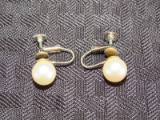 Richelieu Pair Faux Pearl Earrings