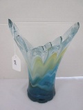 Wave Dark-To-Light Motif Flower Vase Scallop Rim 9