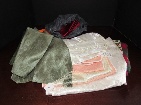 Lot - Table Cloths/Covers, Tartan, White Winter, Green Table Runner, Etc.