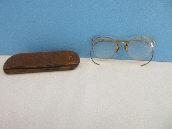 Early Pair - B&L 1/10 12KGF Wire Rim Eye Glasses w/ Case
