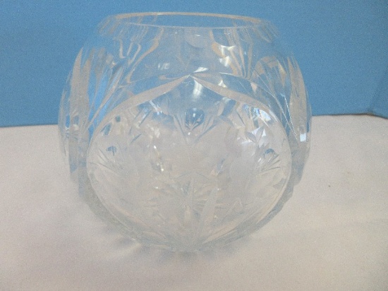 Crystal Rose Bowl Cupped Rim Etched Stem Rosebuds Foliage Medallion Design