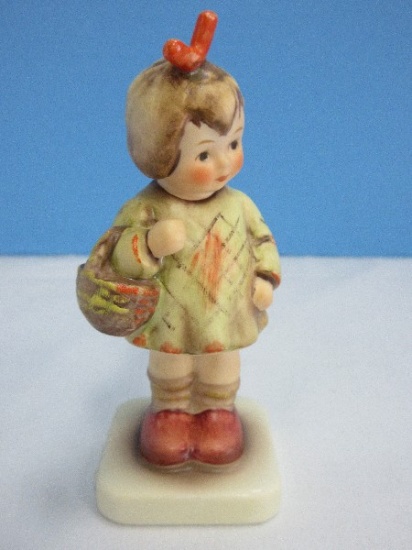 Collectible Goebel Hummel Club Porcelain 1987 "I Bought You A Gift" Collectors Figurine