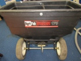Agri-Fab Broadcast Spreader 175 Riding Lawnmower Mounted Adjustable Hitch