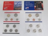 United States Mint Uncirculated Coin Set 2001 P/D in Original Cases w/ CoA