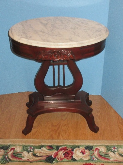 Traditional Victorian Era Style Mahogany Lyre Harp Pedestal Oval End Table