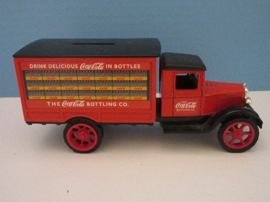 Ertl Die Cast Metal 1931 Hawkeye Coca-Cola Bottling Co. Delivery Truck Coin Bank w/ Key
