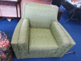 Green Floral/Leaf Pattern upholstered Arm Chair Wood Block Feet