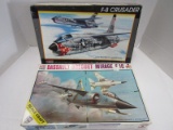 2 Vintage Plastic Model Kits - Dassault-Bregaet Mirage F1C & F8 Crusader