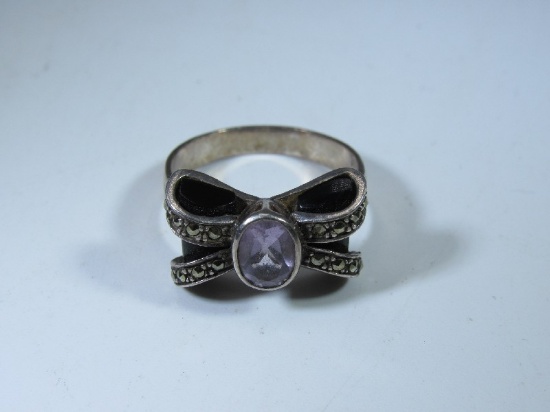 Sterling Silver Ring Bow Design Ring, Black Gemstone w/ Rose Quartz Center