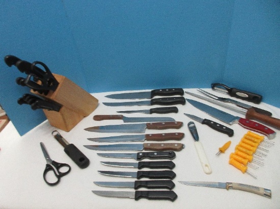 Group - Misc. Kitchen Knives Farberware, Masterpiece, Maxam Steel, Burnco, Etc.
