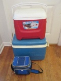 Blue Rubbermaid/Red Igloo Island Breeze 28qts Cooler & Lunch Tote