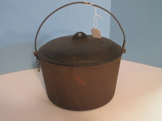 Cast Iron 9 1/2" D Pot w/ Lid & Bail Handle