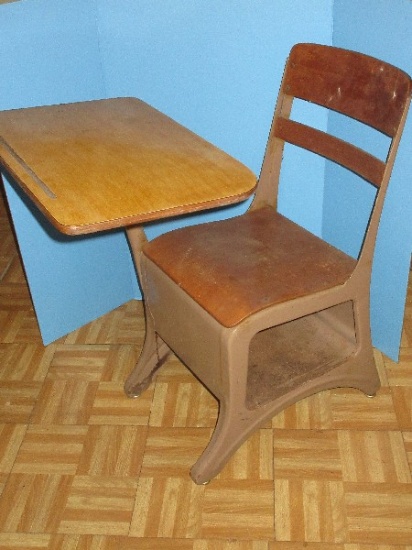 Vintage Metal Frame Student School Desk w/ Wooden Desk Adjustable Top