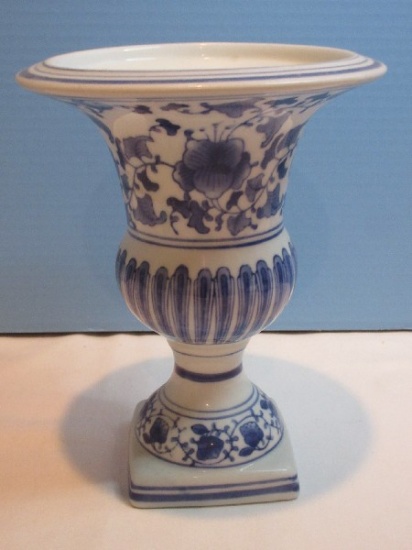 Semi-Porcelain Seymour Mann Collection Blue/White Chinoiserie Style Ornate Urn