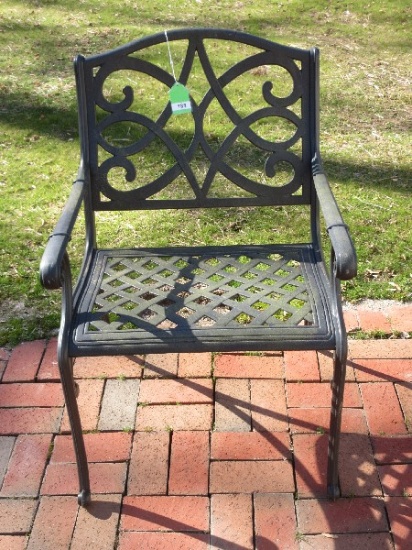 McKinley Collection Refined Traditional Cast Aluminum Patio/Deck Arm Chair