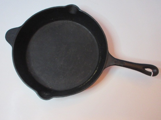 Vintage Kirby & Allen Large Cast Iron Handled Frying Pan Skill w/ Helper Handle & Pour Spouts