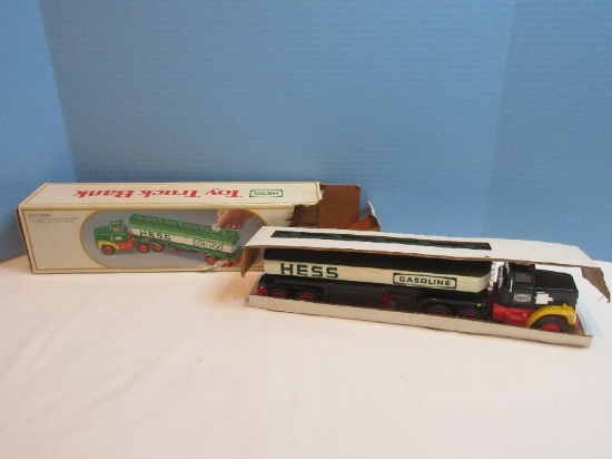 Collectors 1984 Hess Holiday Toy Fuel Oil Tanker Bank w/ Original Box
