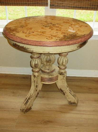 Resplendent French Inspired Center Parlor/Accent Table Hand Painted Fleur-De-Lis