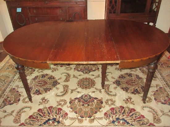 Refined Antique Walnut Sheraton Style Dining Table w/ 2 Leaves Tapered Reed Legs